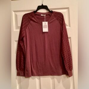 NWT Women's A Fuchsia Lace Long Sleeve Casual V- Neck Tunic Top size M